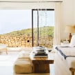 Ibiza House. Fotografia de interiores projeto de James Rajotte - 08.02.2021