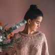 Friday Sweater. Arts, Crafts, and Fashion Design project by Carmen García de Mora - 12.09.2019