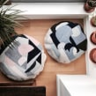 Cushions and Pillows. Un proyecto de Diseño, Tejido y DIY de Rose Pearlman - 11.06.2021