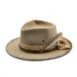 The SAND DUNE Hat . Fashion, and Fashion Design project by NOMADE MODERNE HATS - 10.08.2022