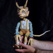 Little devil puppets. Un projet de Artisanat, Beaux Arts, Peinture, Sculpture, Art to , et Menuiserie de Luděk Burian - 01.02.2023