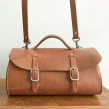 Hand-sewn Leather Tool Bag. Design de acessórios projeto de Beth Dow - 02.02.2023
