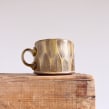 Slabbuilt Cylinder Mug with Texture. Projekt z dziedziny Craft i Ceramika użytkownika Sarah Pike - 19.03.2023