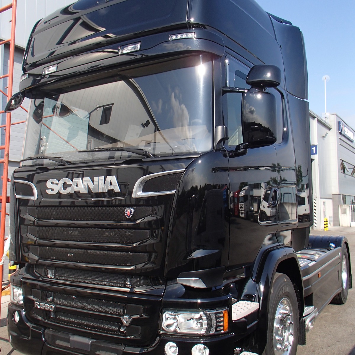 Scania V8  Domestika