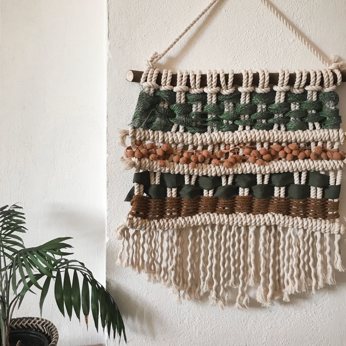 Macrame Wall Hangings: Adding a Touch of Nature to Your Urban Oasis – Arts  and Classy