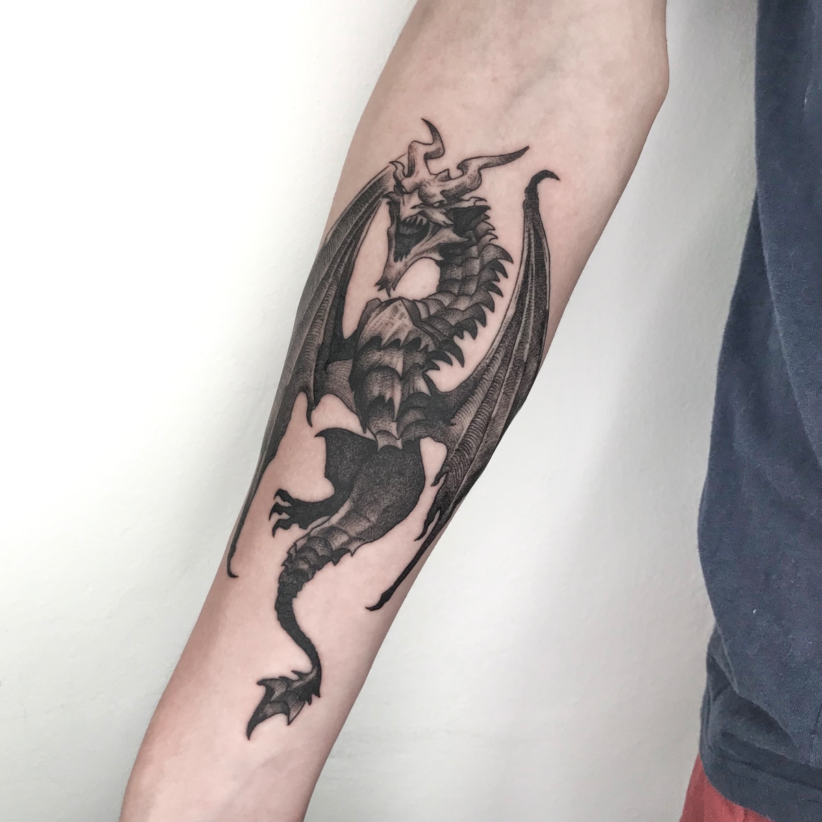 Tatuajes de dragones y serpientes | Domestika