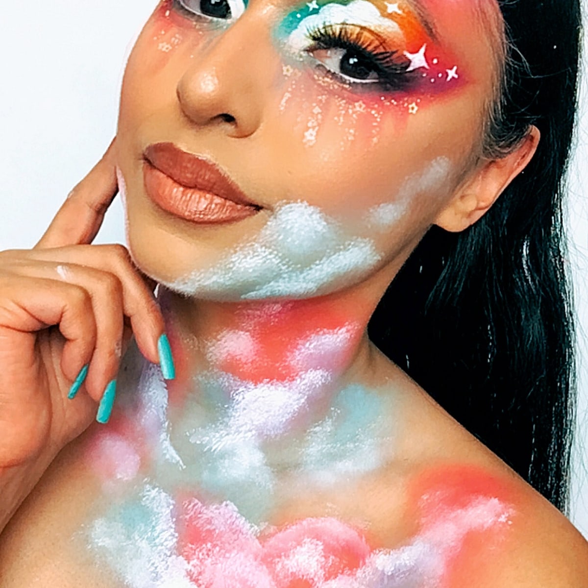 Rainbow 🌈 cloud Makeup Domestika