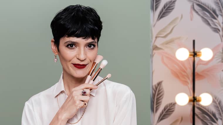 Curso online - Introducción a las técnicas profesionales de maquillaje  (Vanessa Rozan) | Domestika
