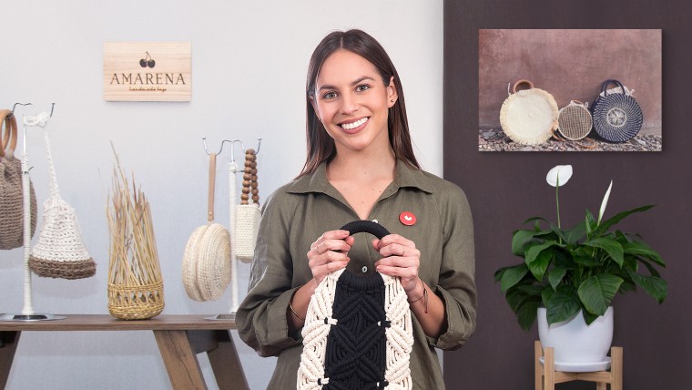 Création et fabrication de sacs en macramé
