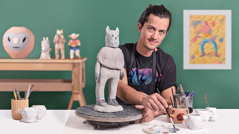 Criação e modelagem de personagens em cerâmica