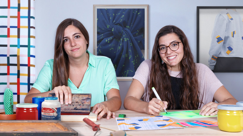 Estampagem de serigrafia têxtil com estêncil