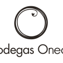 Diseño de logotipo, creatividades y etiquetas para bodega. Editorial Design, and Graphic Design project by Diego Ortega - 03.13.2014