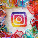 Imagen de promoción para Mercado Instagram. Um projeto de Publicidade, Artesanato, Social Media, Diseño de iconos, Bordado e Ilustração têxtil de Silvia Peligro - 01.12.2017