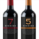 Etiquetas Vino «Avenida». Graphic Design project by Cristian Alberola+García - 06.30.2019