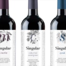 Etiquetas Vino «Singular». Graphic Design project by Cristian Alberola+García - 06.30.2019