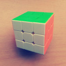 Cubo de Rubik que se resuelve solo. Animation, Stop Motion, Character Animation, Photo Retouching, and Mobile Photograph project by Alex Martos - 02.18.2020
