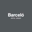 Piezas gráficas para las redes de Barceló Hotels. Art Direction, Graphic Design, Social Media, Creativit, and Social Media Design project by Carlos Aller - 01.15.2021