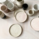 Cafe ceramics for Rise Bakehouse - Dubai. Cerâmica projeto de Lilly Maetzig - 25.10.2020
