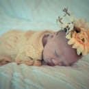 My project in Introduction to Newborn Photography course. Photograph project by Jo Turner - 02.15.2021