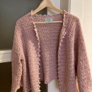 Chaqueta Top-down rosa eco basic . Un proyecto de Crochet de abrilmavi - 06.04.2021
