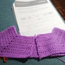 Mi Proyecto del curso:  Top-down: prendas a crochet de una sola pieza. Un proyecto de Moda, Diseño de moda, Tejido, DIY y Crochet de Noel Soberon - 07.07.2021