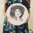 Meu projeto do curso: Criação de retratos bordados. Un progetto di Ritratto illustrato, Ricamo e Illustrazione tessile di Ayla Guadalupe - 17.07.2021