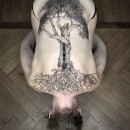 LA POSIZIONE DELL'ALBERO. Un proyecto de Ilustración tradicional y Diseño de tatuajes de Marco Matarese - 09.10.2021