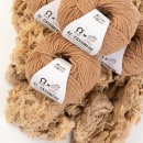 RE-Cashmere: recycled cashmere yarns and kits. Un proyecto de Diseño, Artesanía, Moda, Diseño de moda y DIY de Bettaknit - 10.11.2021