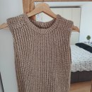 Hygge Vest: hombros con textura. Fashion, Fashion Design, Fiber Arts, DIY, and Crochet project by Lucia E - 11.18.2021
