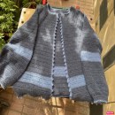 Mi Proyecto del curso:  Top-down: prendas a crochet de una sola pieza. Moda, Design de moda, Tecido, DIY, e Crochê projeto de Judith - 20.05.2021