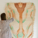 The Mesa - Macrame Wall Hanging. Un proyecto de Artesanía, Bellas Artes, Creatividad, Macramé y Teñido Textil de Demi Mixon - 16.12.2021