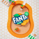Fanta Twist. Design, Traditional illustration, and Paper Craft project by Helen Friel - 01.10.2022