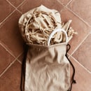 Tipi Fallen Tree. Design, Arts, Crafts, Furniture Design, Making, Interactive Design, Product Design, Creativit, Product Photograph, DIY, Innovation Design, Patternmaking, and Dressmaking project by Leticia Pérez - 01.12.2022