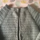 Mi Proyecto del curso:  Top-down: prendas a crochet de una sola pieza. Un proyecto de Moda, Diseño de moda, Tejido, DIY, Crochet y Diseño textil de Reyes Esteban Moreno - 30.03.2022