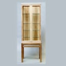 Ash Display Cabinet. Un progetto di Design e creazione di mobili di Helen Welch - 31.05.2022