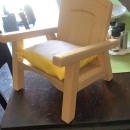 Little scrap wood chair :) Ein Projekt aus dem Bereich Möbeldesign und - bau und Tischlerei von Maya Miljanic - 20.05.2022
