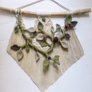 Mi proyecto del curso: Macramé en 3D: crea tapices botánicos . Artesanato, Interiores, Tecido, Macramê, e Design têxtil projeto de ALBA TERAN PATARROYO - 29.07.2022