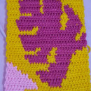 Mi proyecto del curso: Intarsia crochet: teje tus propios tapices. Fashion, Fashion Design, Decoration, Fiber Arts, DIY, Crochet, and Textile Design project by Lau Ramos - 04.10.2022