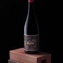 Etiqueta de vino para dos pebrots. Un projet de Design , Direction artistique , et Packaging de Company - 21.09.2022