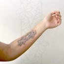 Mi Proyecto del curso: Tatuaje botánico "Jazmín". Ilustração tradicional, Desenho de tatuagens e Ilustração botânica projeto de Manuel J. Iniesta - 25.04.2022