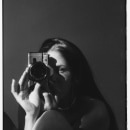 My project for course: Fine Art Photography: Self-Portraits with Film. Fotografia, Fotografia artística, Fotografia analógica, e Autorretrato fotográfico projeto de Chantal Convertini - 24.04.2022