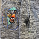 Mi proyecto del curso: Bordado: reparación de prendas. Un proyecto de Moda, Bordado, Costura, DIY, Upc, cling y Diseño textil de Hilda Valle - 10.11.2022