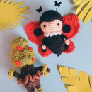 Reto Creativo | Construir personajes combinando palabras. Arts, Crafts, Creativit, Fiber Arts, Crochet, and Amigurumi project by Nati Motta - 02.01.2023