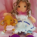 Mi proyecto del curso: Elaboración de muñecas amigurumi románticas. Un proyecto de Artesanía, Diseño de juguetes, Tejido, Crochet, Amigurumi y Diseño textil de Laura Cecilia Rengifo Araujo - 29.01.2023