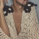 Mi proyecto del curso: Top-down: prendas a crochet de una sola pieza. Un proyecto de Moda, Diseño de moda, Tejido, DIY, Crochet y Diseño textil de Rider Monrroy - 27.04.2023