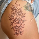 Mis primeras flores tatuadas. Desenho de tatuagens projeto de María Alejandra Garcia Reynoso - 19.09.2023