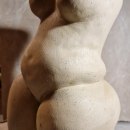 Mój projekt z kursu: Kurs rzeźbienia w glinie: Modelowanie figur. Un projet de Artisanat, Beaux Arts, Décoration, Céramique, DIY , et Dessin anatomique de Aleksandra Łazieba-Gadomska - 07.01.2024