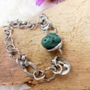 Raw bracelet with natural malachite,tin-plated copper,secured,made using the Tiffany method.Chain bracelet,bracelet with natural stone. Design, Accessor, Design, Arts, Crafts, Fashion, Jewelr, and Design project by Hanna Dehnhard - 02.04.2024