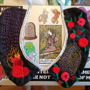 My project for course: Basic Embroidery Techniques: Stitches, Compositions, and Color Ranges. Design de acessórios, Design de vestuário, Moda, Bordado, Ilustração têxtil, Teoria da cor, e Design têxtil projeto de Jaana Lehtinen - 24.03.2024