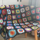Calamardo y don Cangrejo. Crochet, and Amigurumi project by Marcela Calderón - 01.30.2022